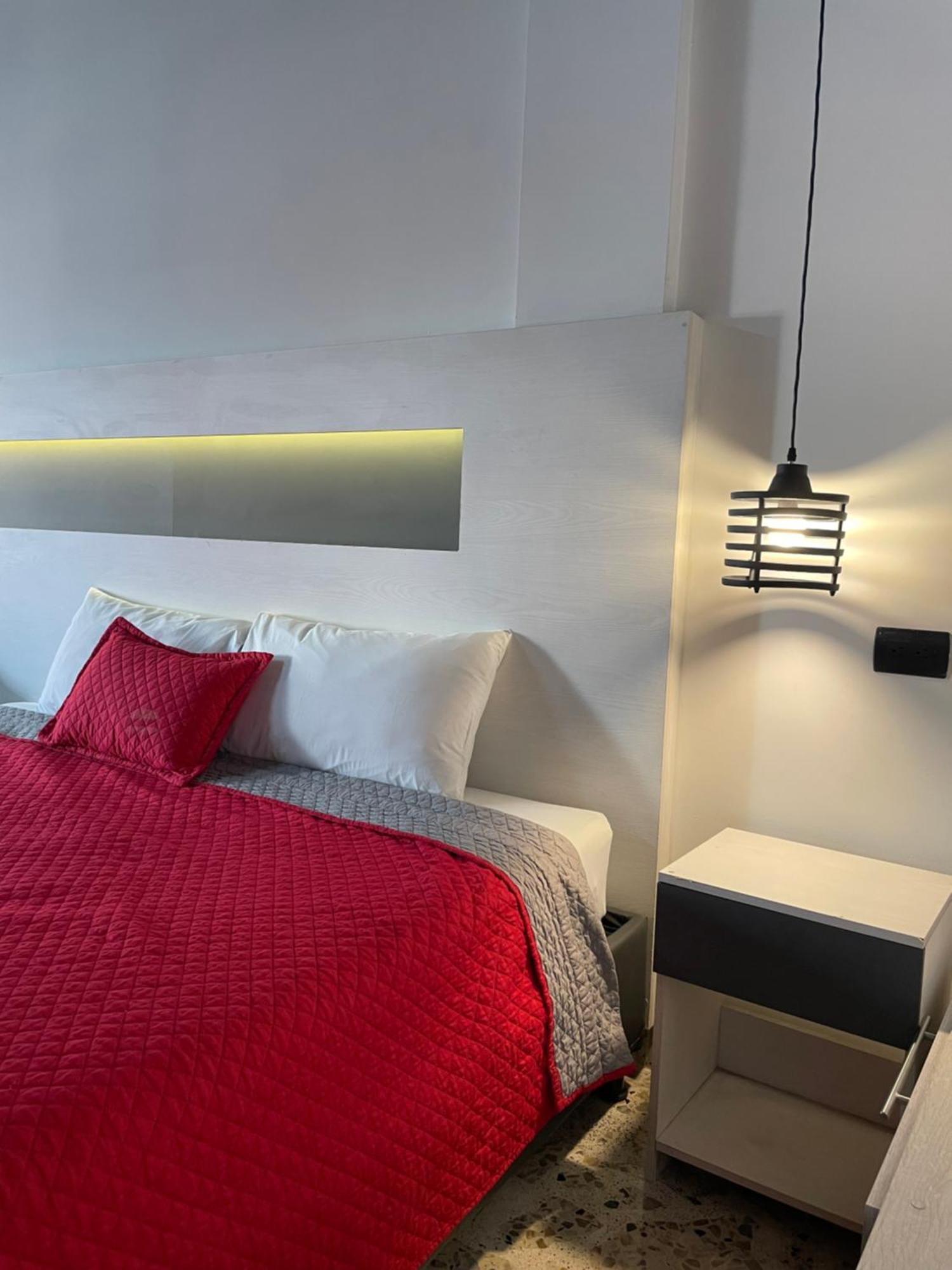 מדיין Hotel Ofix מראה חיצוני תמונה