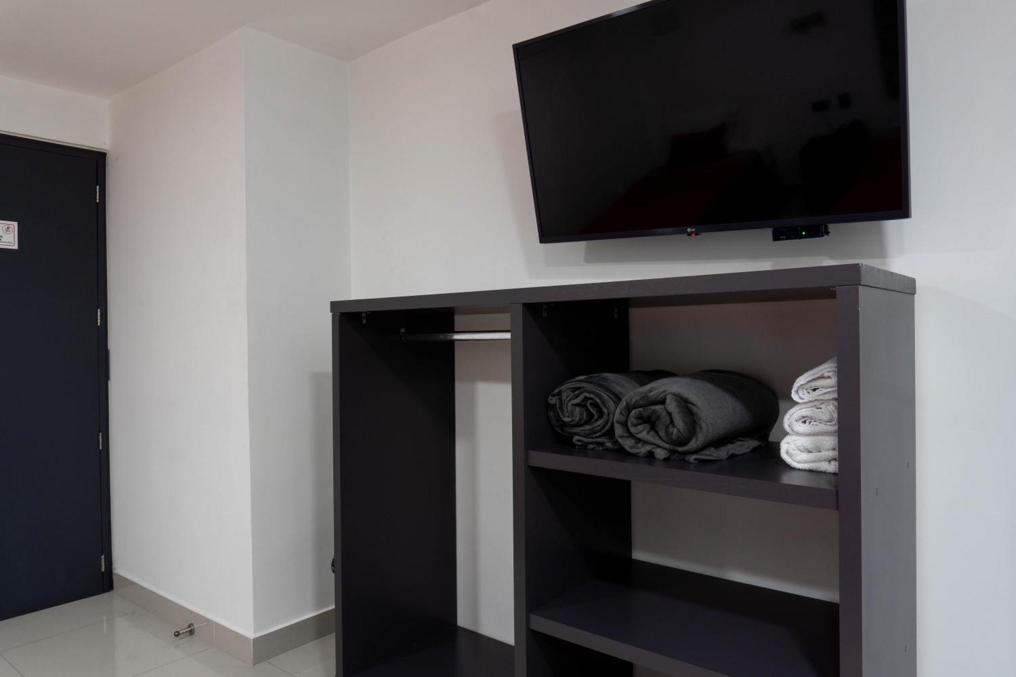 מדיין Hotel Ofix מראה חיצוני תמונה